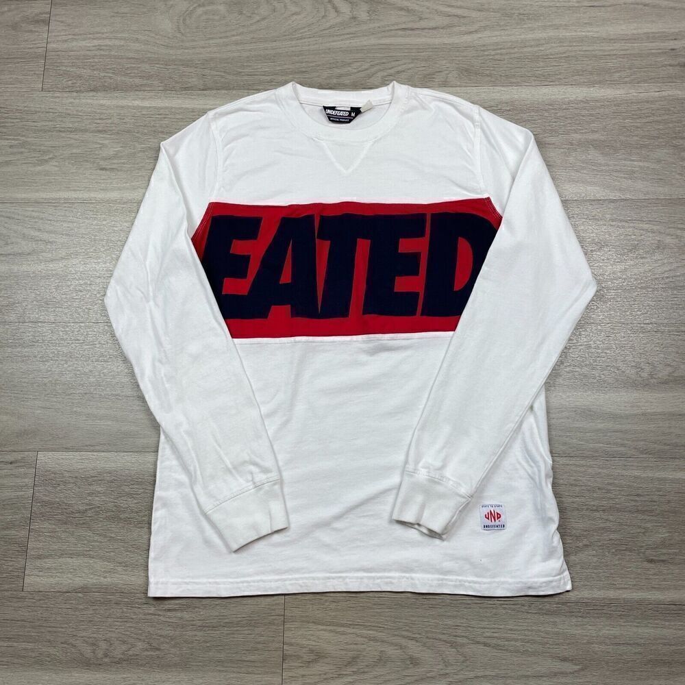 Undefeated Shirt Mens Medium White Spell Out Long Sleeve Sports